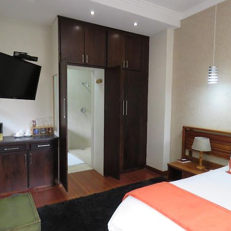 Jedidja Bed And Breakfast Bloemfontein Exterior photo